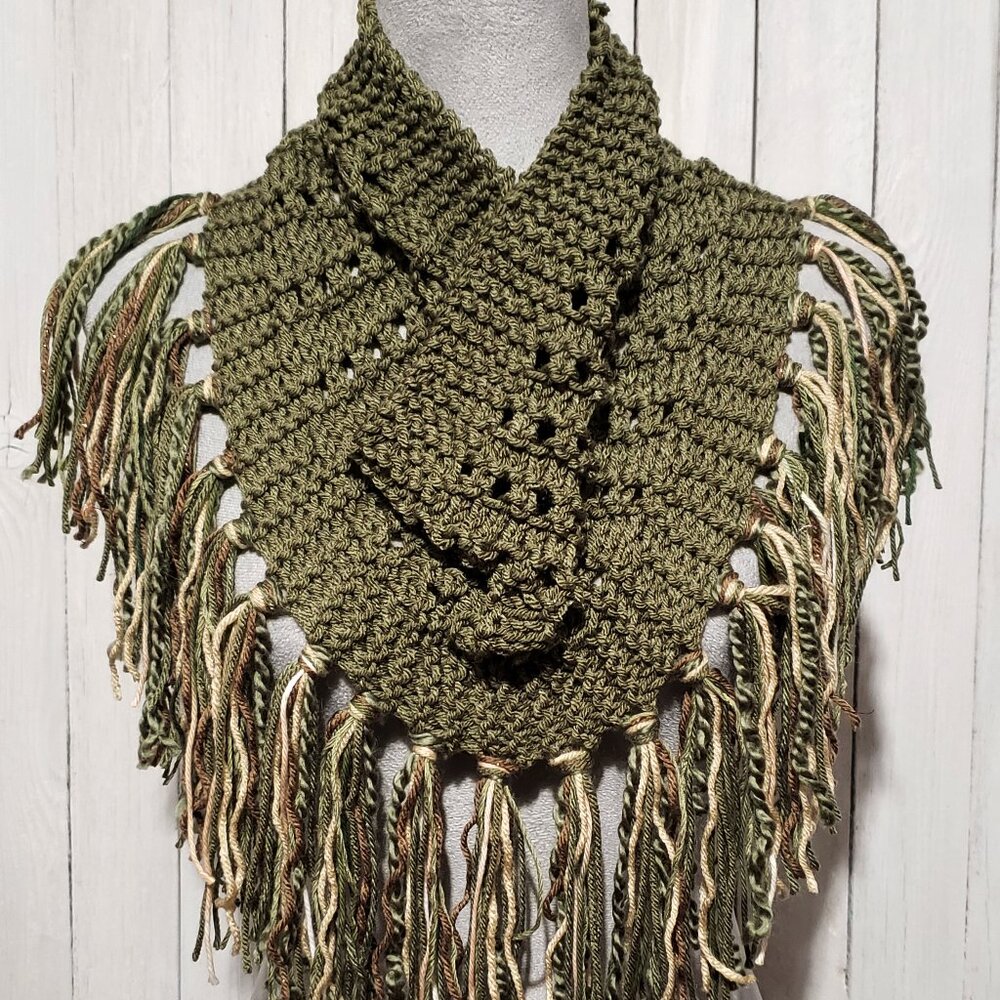 NEW Cowl Scarf Fringe Hand‎ Knitted Olive Green Boho Cottage Cozy Earthy Indie